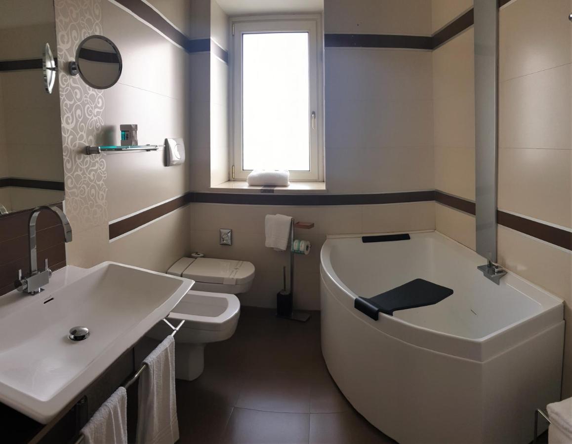 Hotel Cenacolo Сомма-Везувиана Экстерьер фото